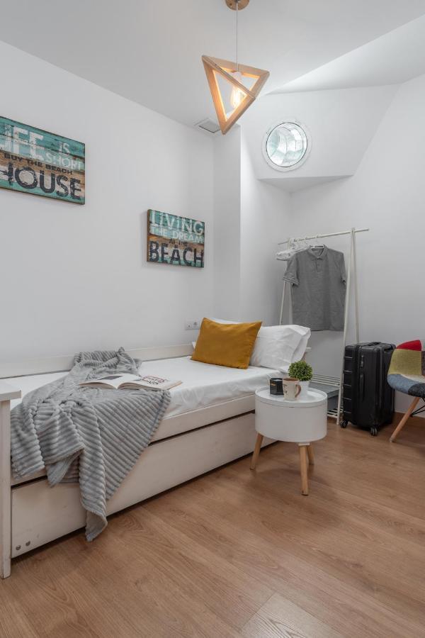Tuguest Postigo I Catedral Apartment - Free Parking Granada Exterior photo